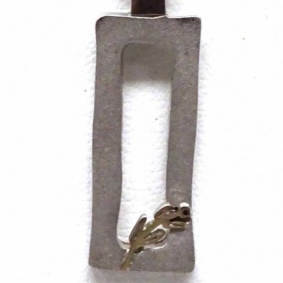 Gold Floral Accent Necklace - Picture 1 of 5